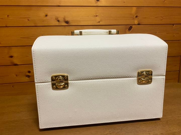 たかの友梨ビューティークリニック　　　フォトフラッシュ