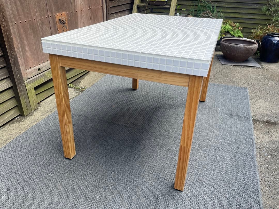 直接引取限定　モモナチュラル　タイルトップダイニングテーブル　仙台　宮城