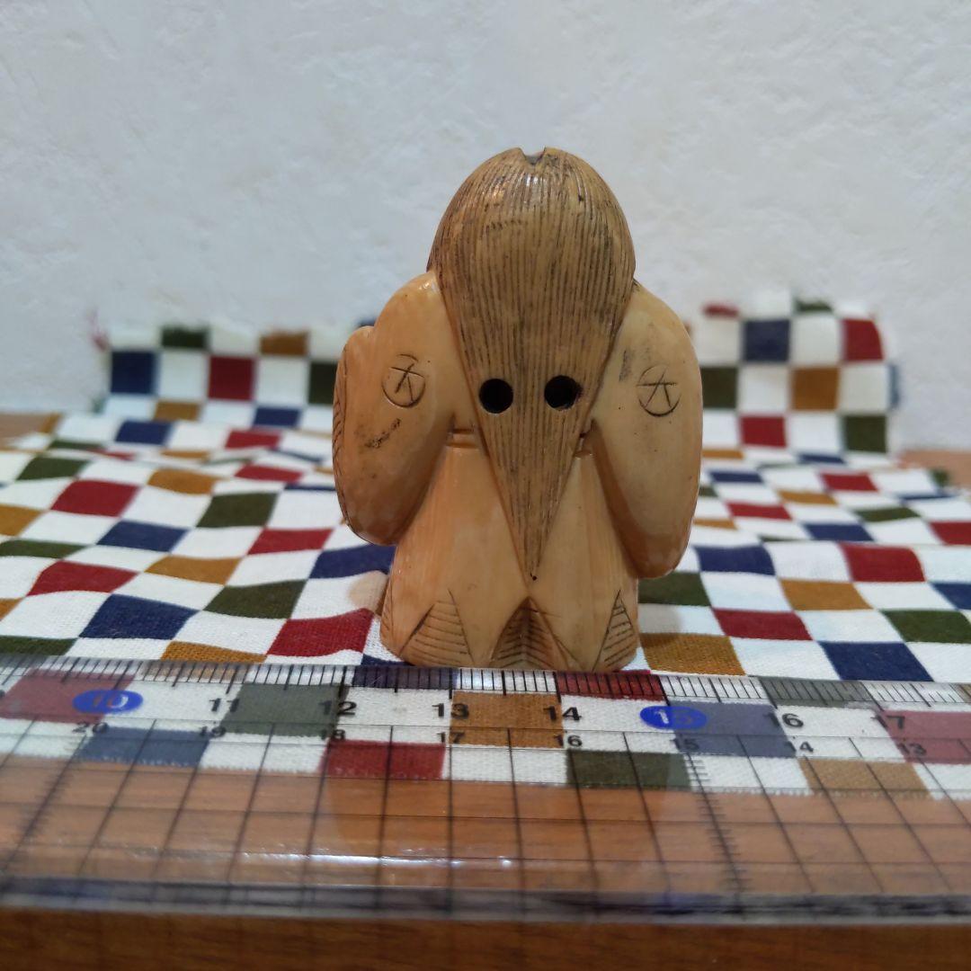 時代提げ物 面変絡繰根付 在銘 天然素材 高5.2cm幅3.9cm重30ｇ緻密彫