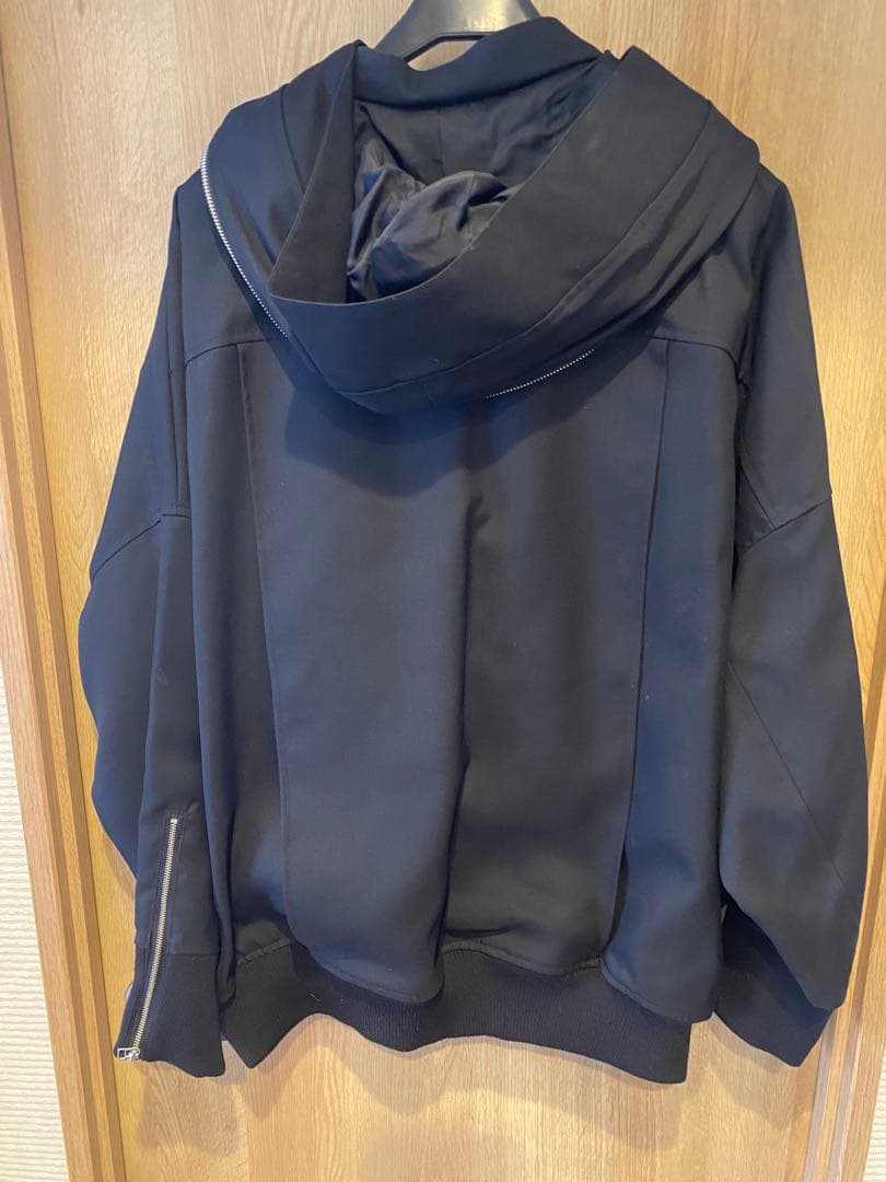 Sise ブラック ジャケット フード付き