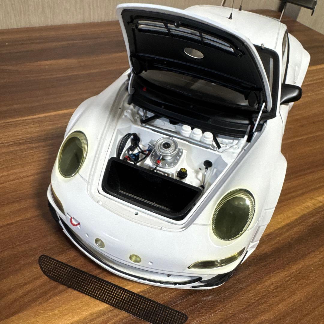 オートアート AUTOart 1/18 ポルシェ911（997） ＧＴ３ＲＳＲ