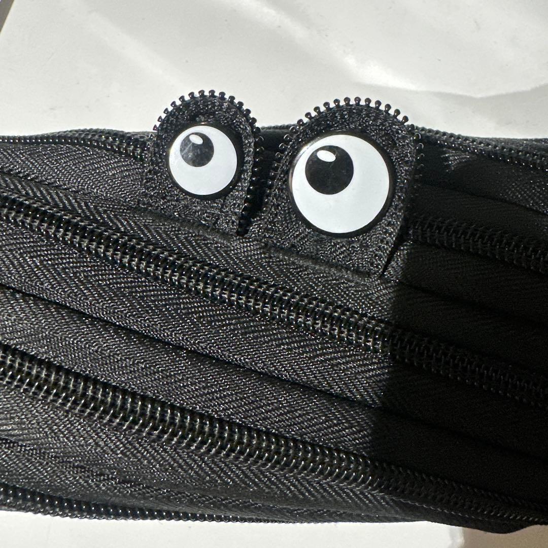 マスクケース 目が動くデザイン