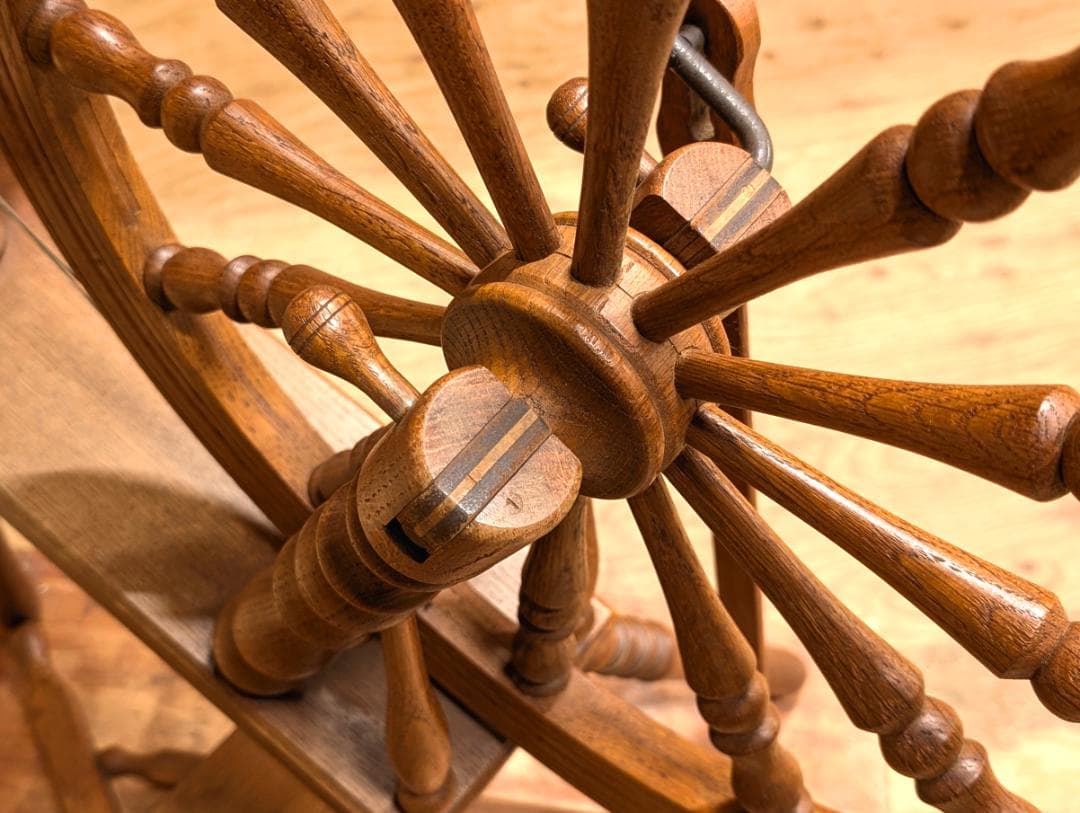 紡毛機　紡ぎ車　糸車　（イギリス製）