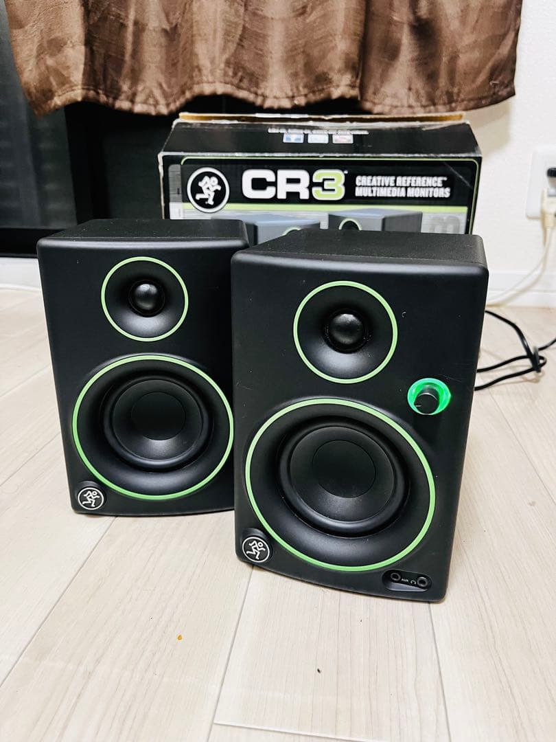 MACKIE CR3 モニタースピーカー