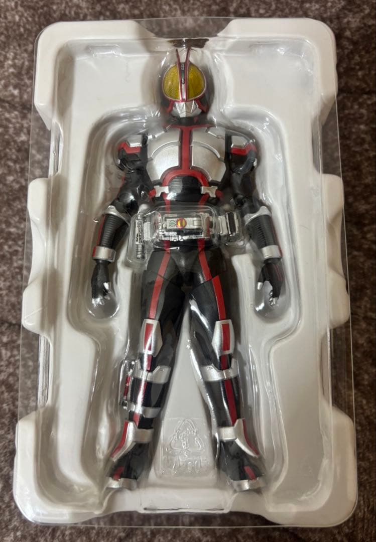 S.H.Figuarts 真骨彫製法 仮面ライダーファイズ