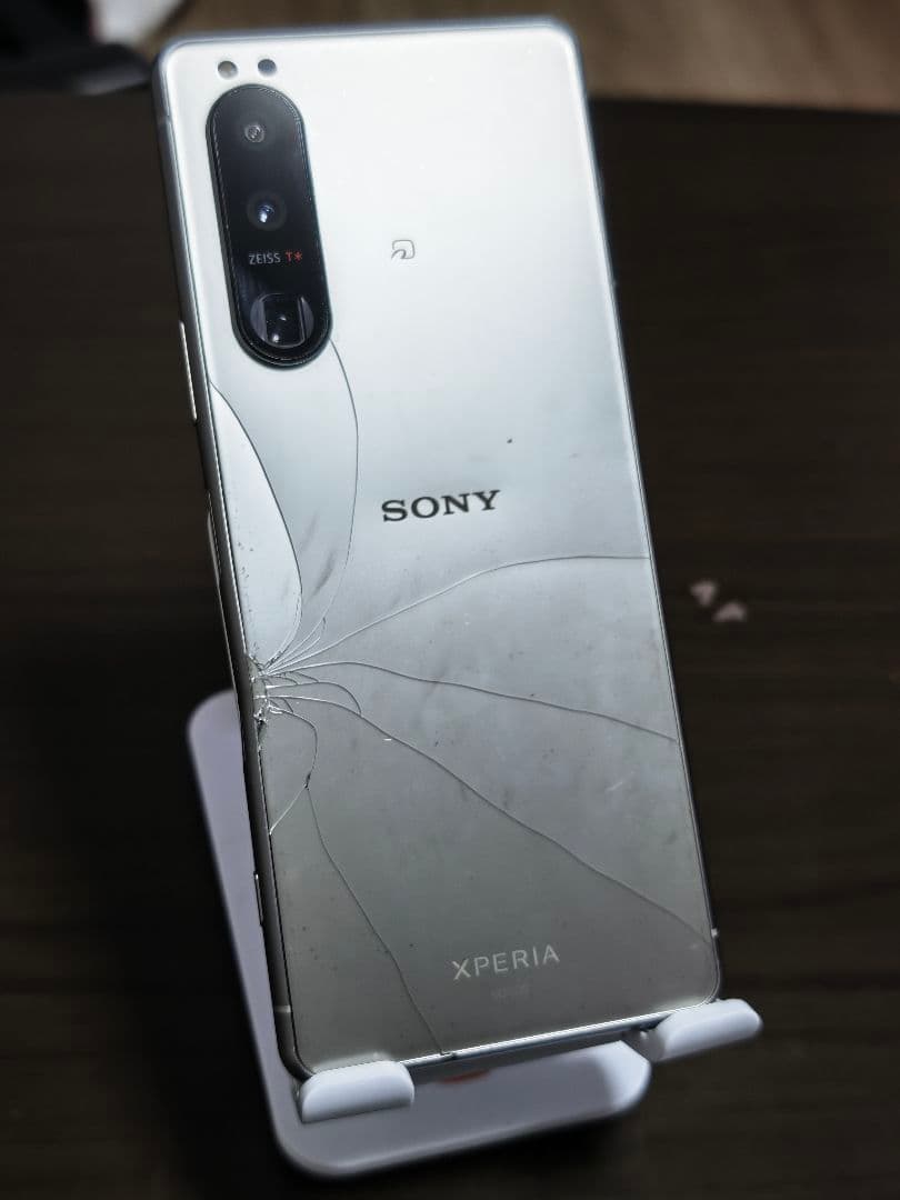 【ジャンク】 Xperia 5 III SOG05 au SONY