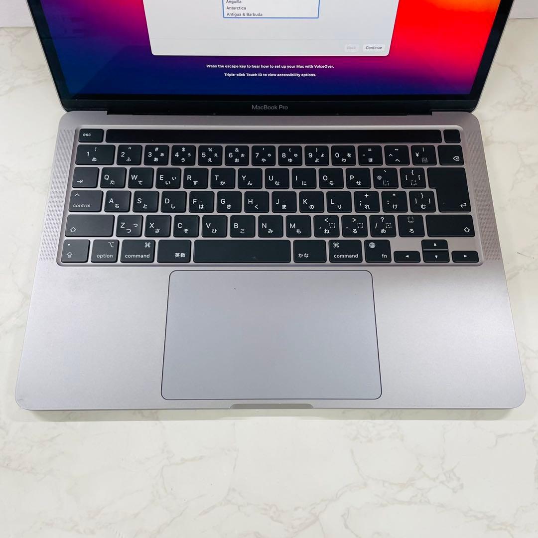 MacBook Pro 2020 M1 8GB 256GB 182回 87％