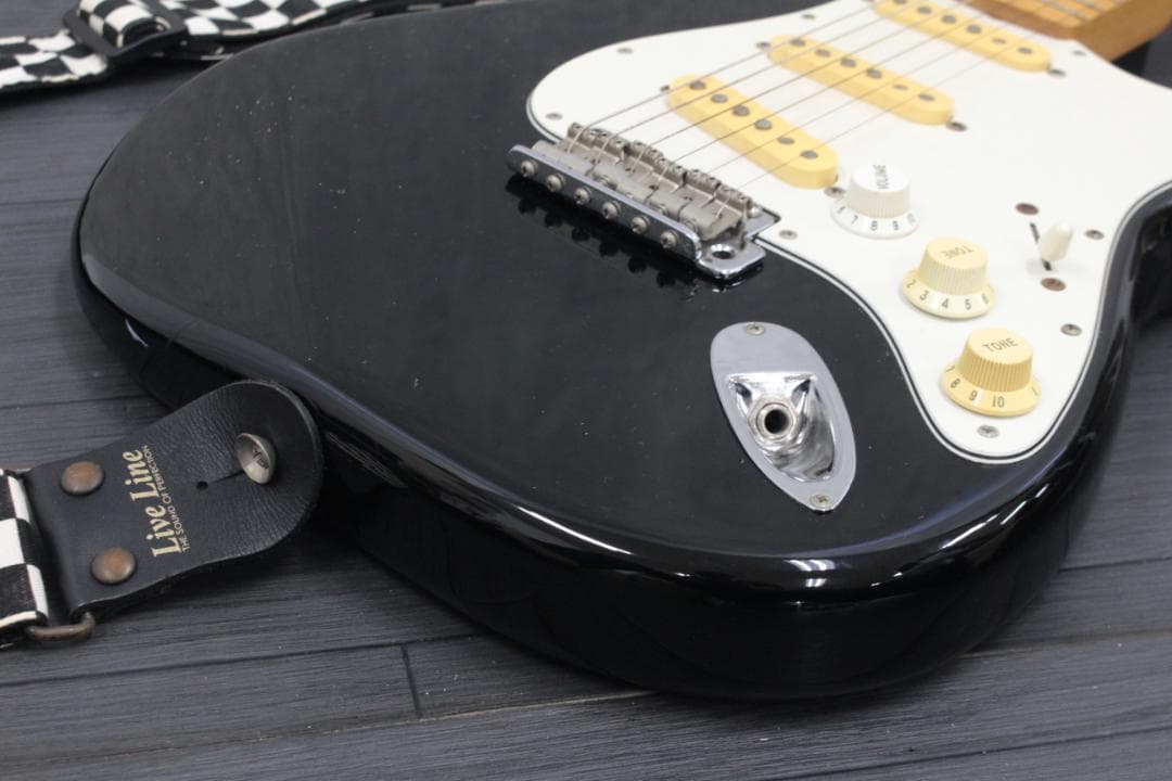 ▲Fender STRATOCASTER JAPAN Tシリアル エレキギター