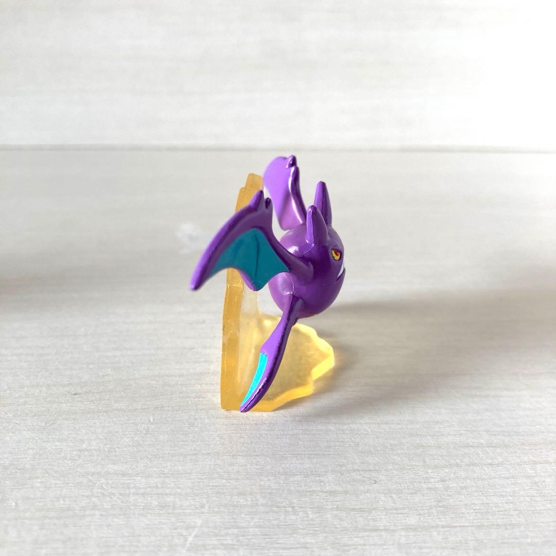 ポケモン モンコレ ズバット ゴルバット　クロバット