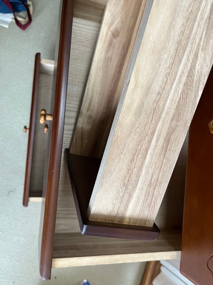 チェスト　キティちゃん　ブックスタンド付き