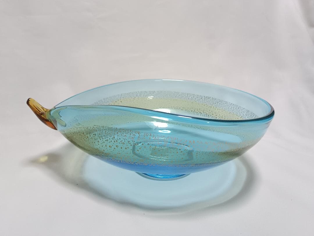 青いガラスボウル ナス