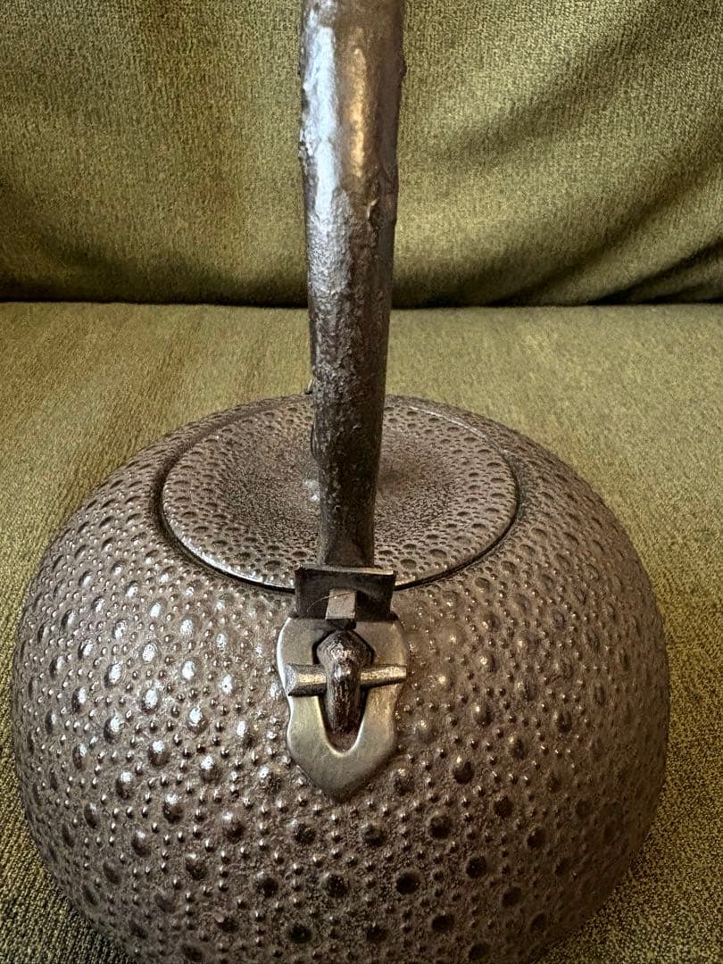 薫山　南部鉄瓶　2.1ℓ 亀甲　南部鉄器　盛岡