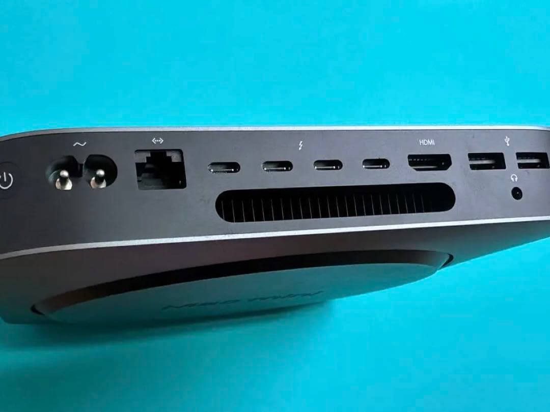 Mac mini 2018 インテル（メモリ32GBに増強済）