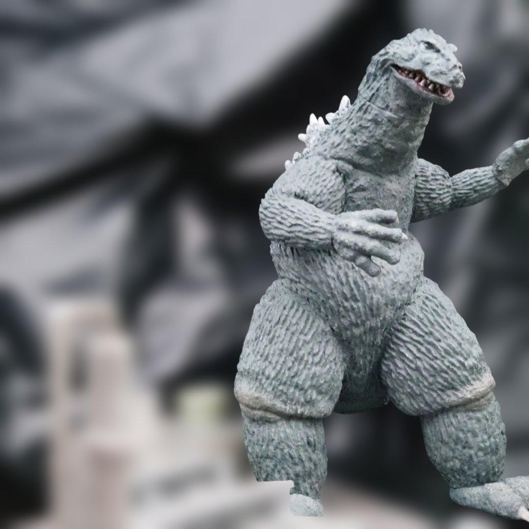 イノウエアーツＮATOキンゴジ。組み立て塗装済。ジオラマ付き！