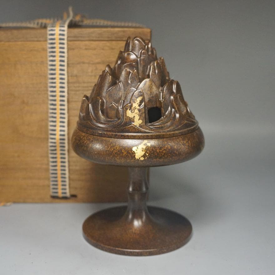 山形銅製品線香立て 木箱付き