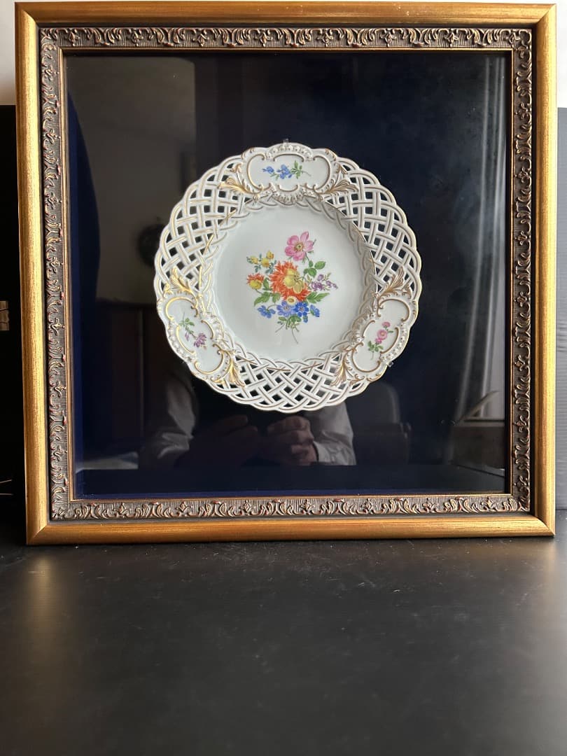 マイセンの透かし模様 額装絵皿
