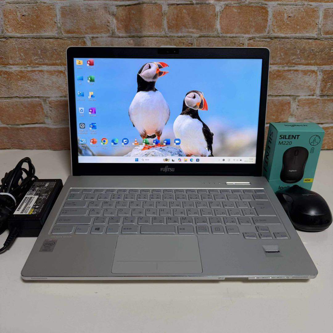 富士通ノート PC Core i5 SSD メモリ8GB Windows11