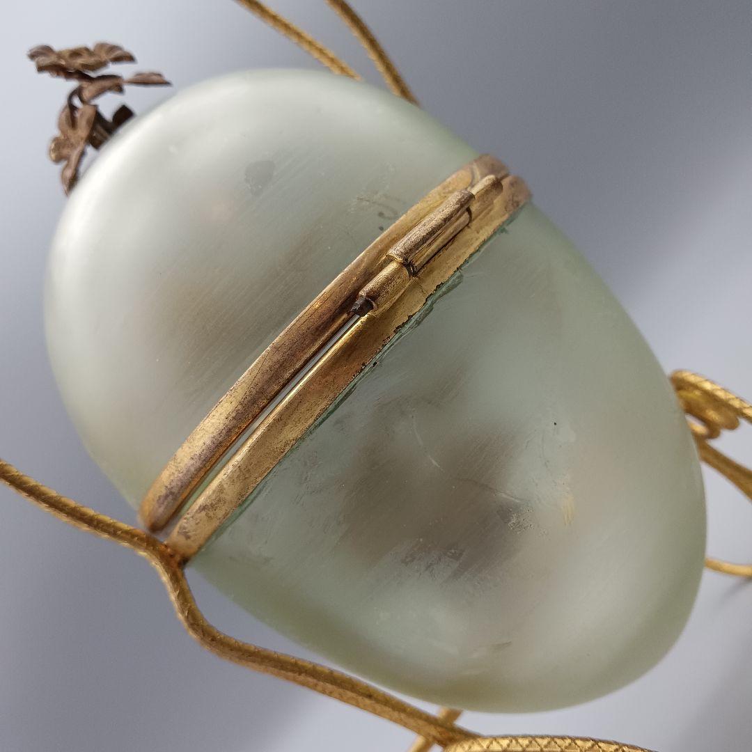 エッグ型 ガラス製 トリンケットボックス 小物入れ アンティーク 金彩