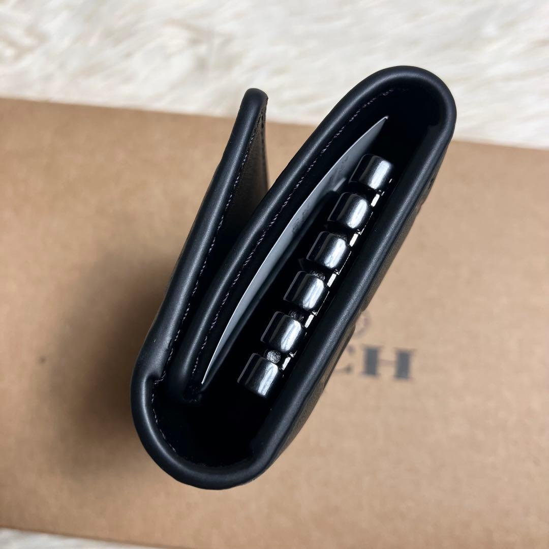 未使用品 COACH エンボス シグネチャー キーケース レザーブラック