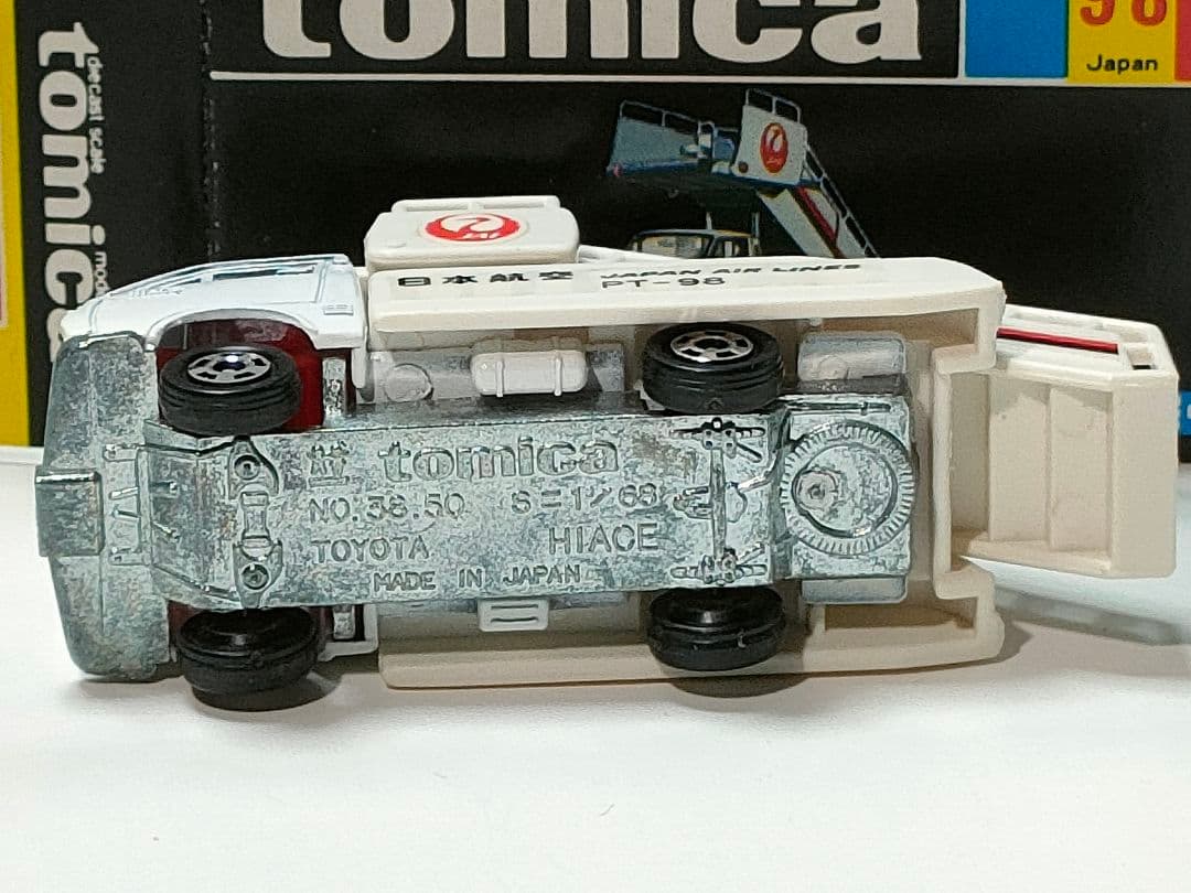 黒箱トミカ 98 JAL日本航空タラップカー　美品　日本製