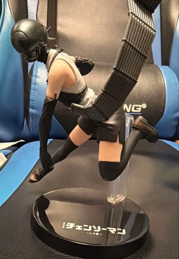 チェンソーマン 一番くじ　ボム　レゼ　b賞　フィギュア