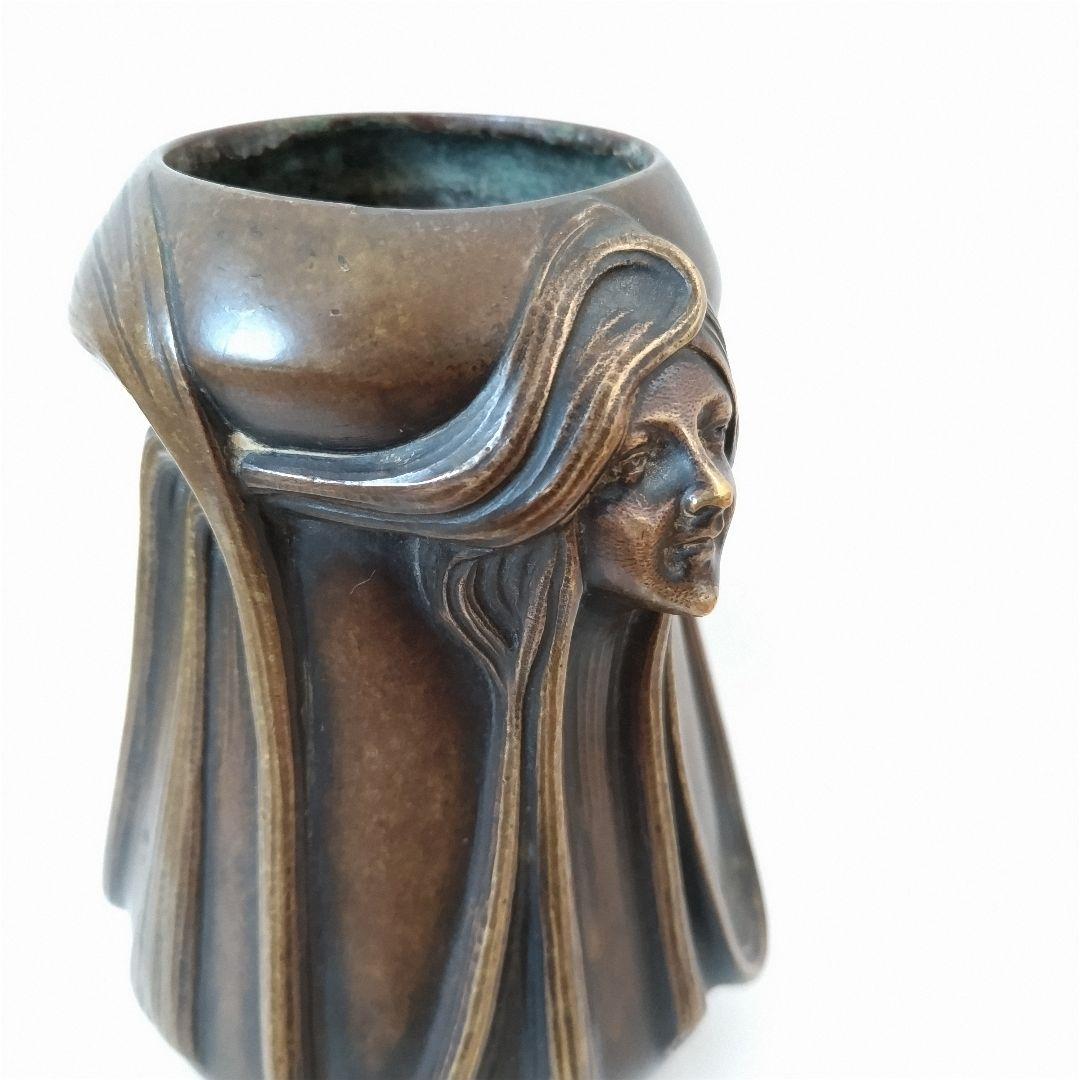 【匿名配送】アール・ヌーヴォー 女性像 花器