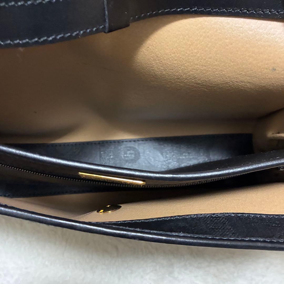 美品　クリスチャンディオール　トロッター　ショルダーバッグ　ブラック　レザー