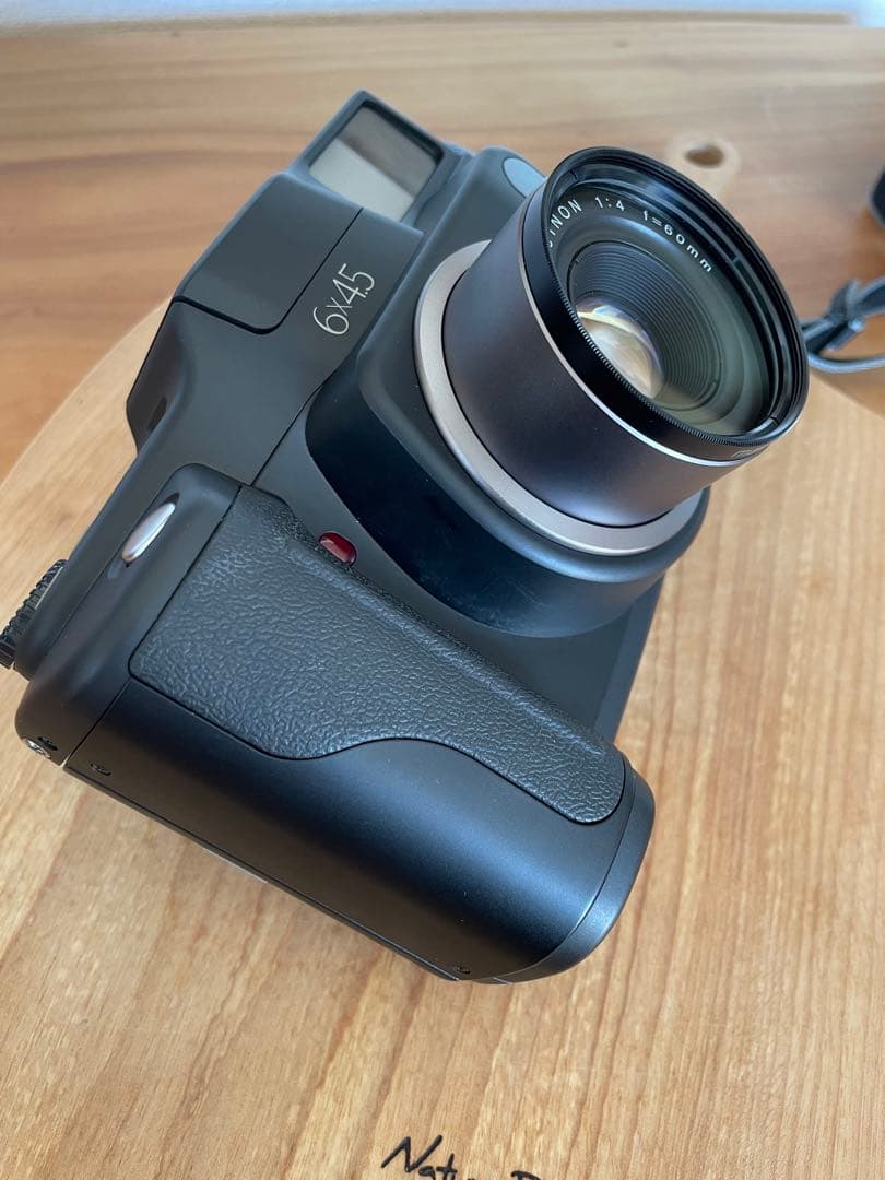 フィルムカメラ FUJIFILM GA645 Professional 6x45