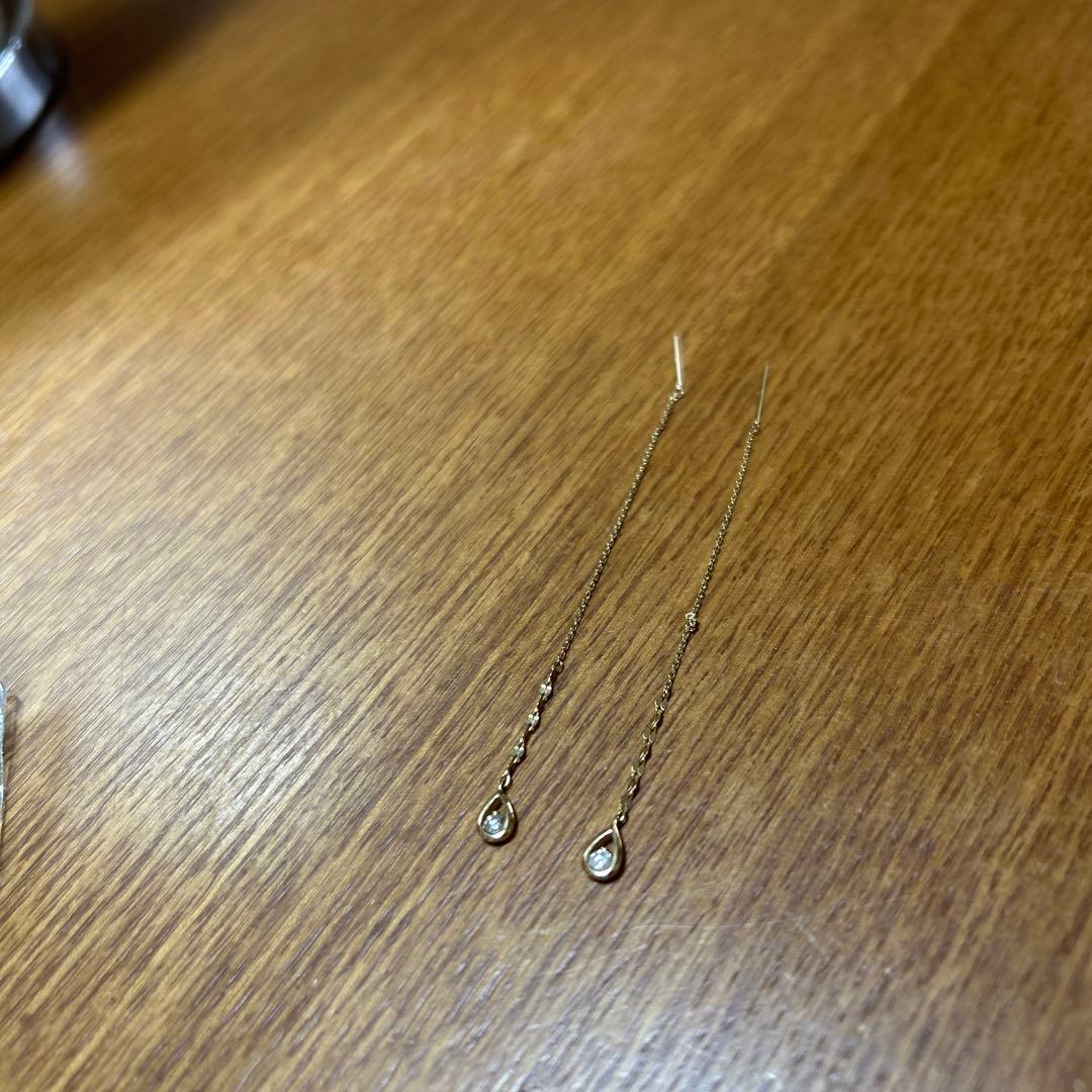 ゴールド ロングピアス ダイヤモンドカット