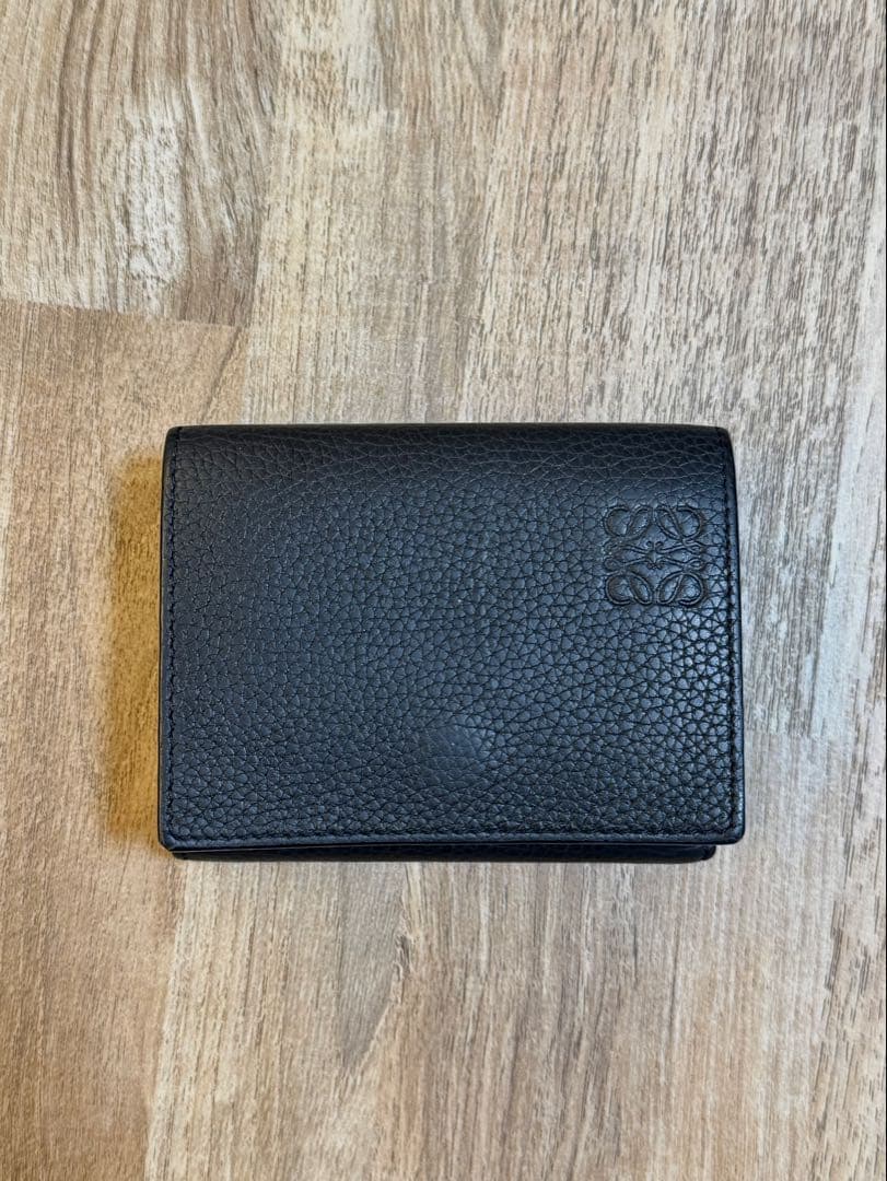 LOEWE 三つ折財布