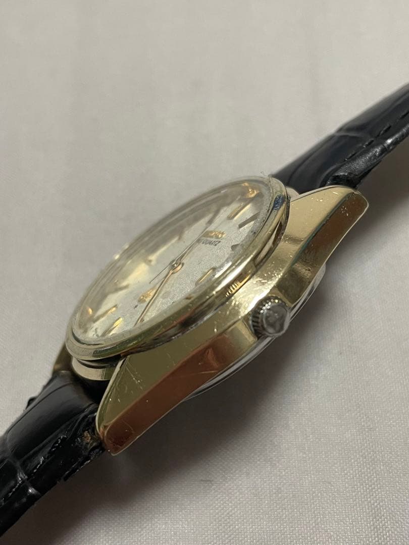 SEIKO KING QUARTZ メンズ腕時計ゴールド 4822-8000