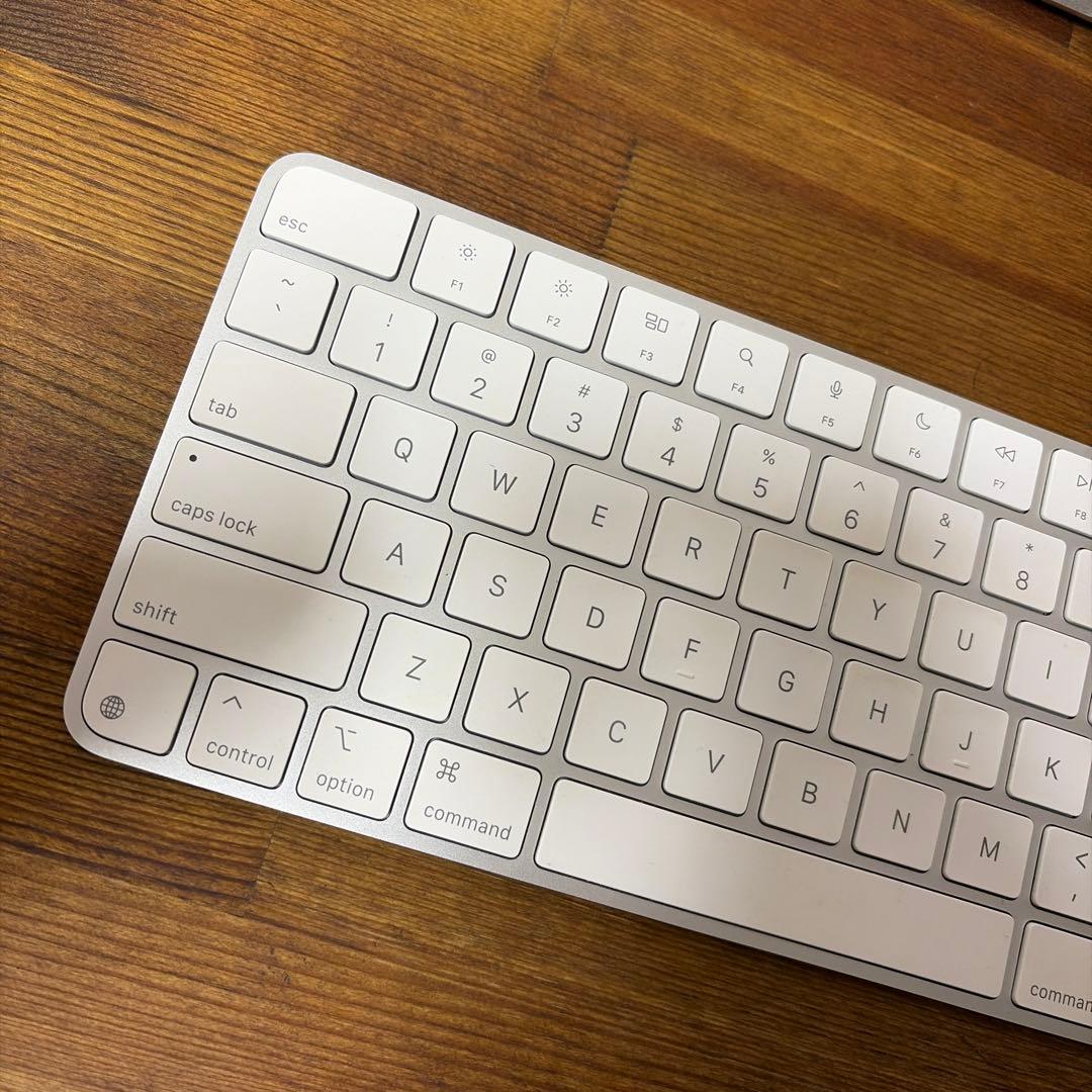 Apple Magic キーボード　US 配列 USB-C ホワイト