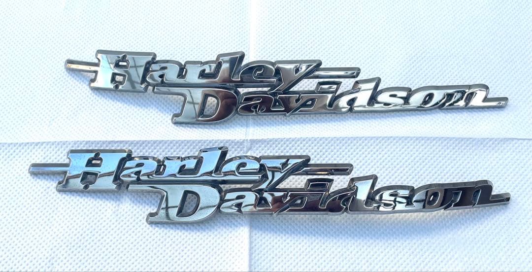 ハーレー純正 タンクエンブレム 流れロゴ 希少 2000s