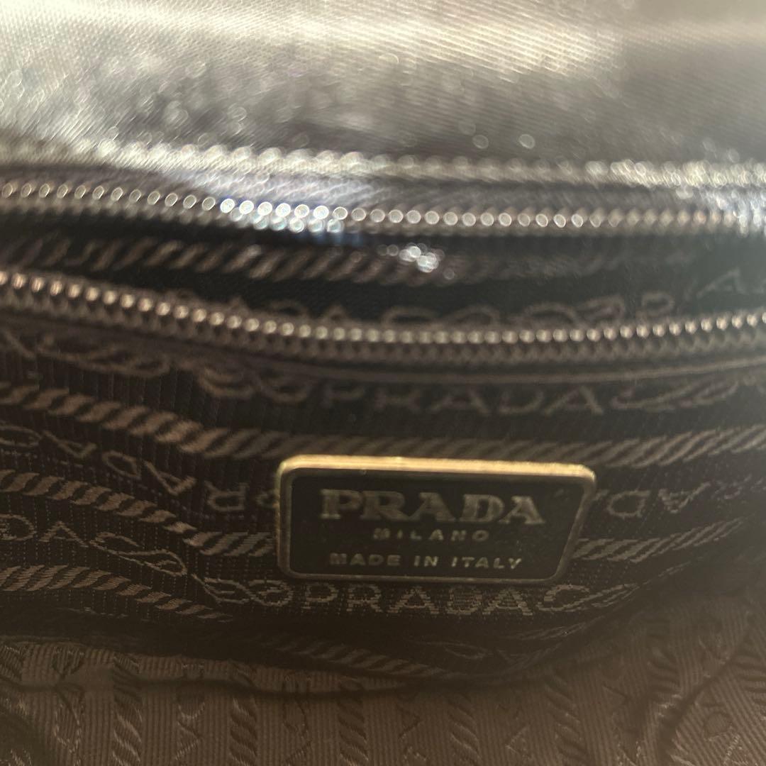 PRADA ミニバッグ