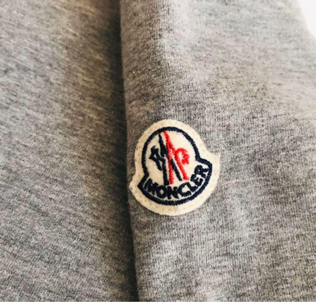 モンクレール　キッズ　トレーナー　フリル　130cm