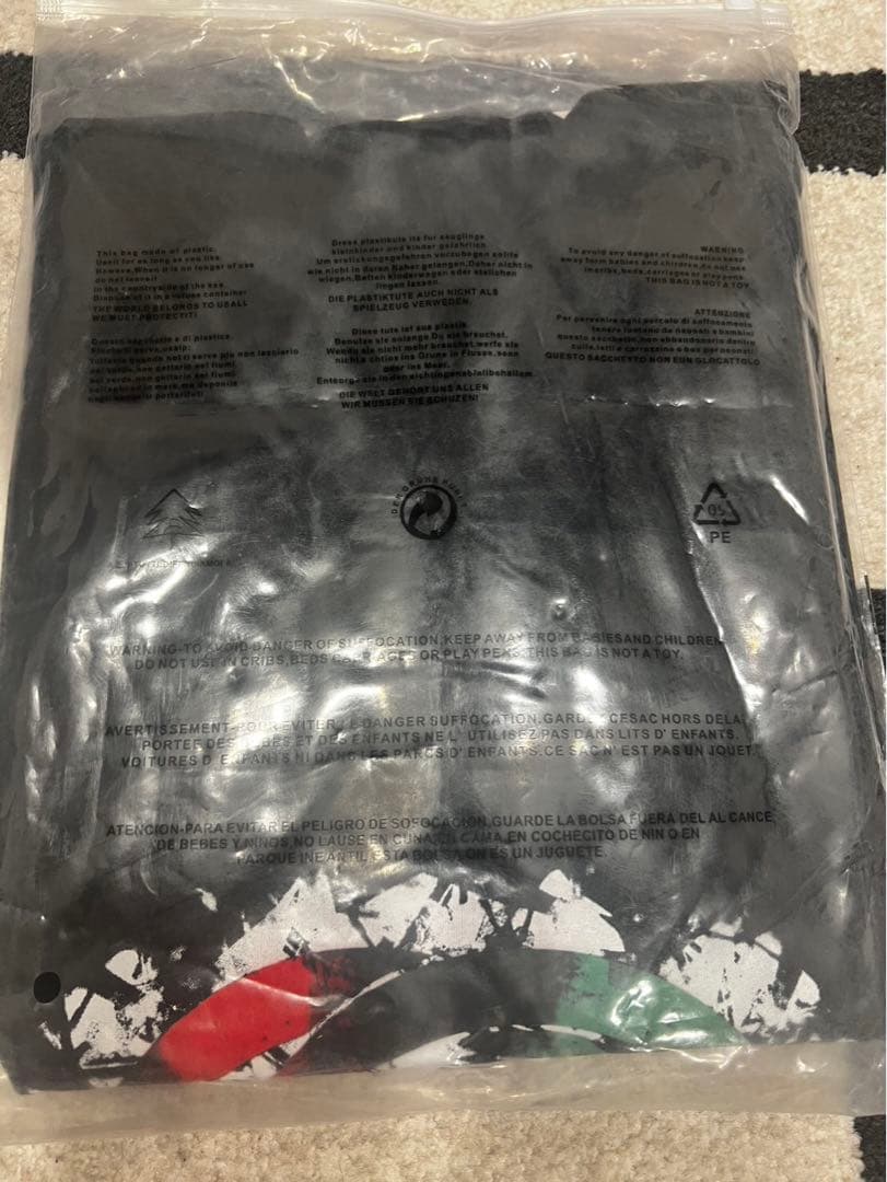 新品　GUCCI Tシャツ　L