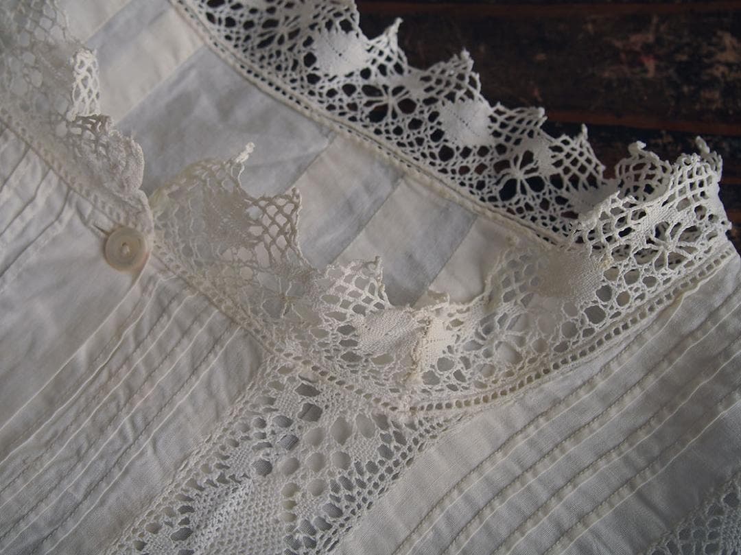 刺繍レースとシェルボタンの部屋着 ナイティ時代衣装 丈111cm /K379