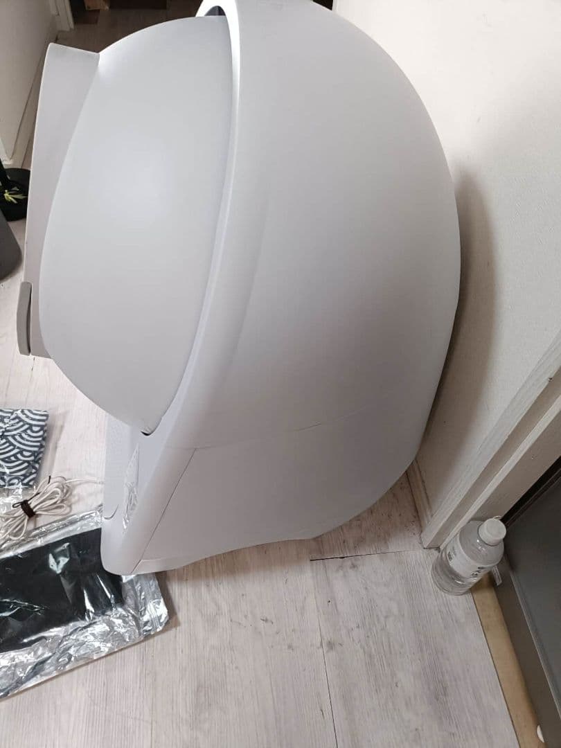 自動猫トイレ ホワイト 円形デザイン