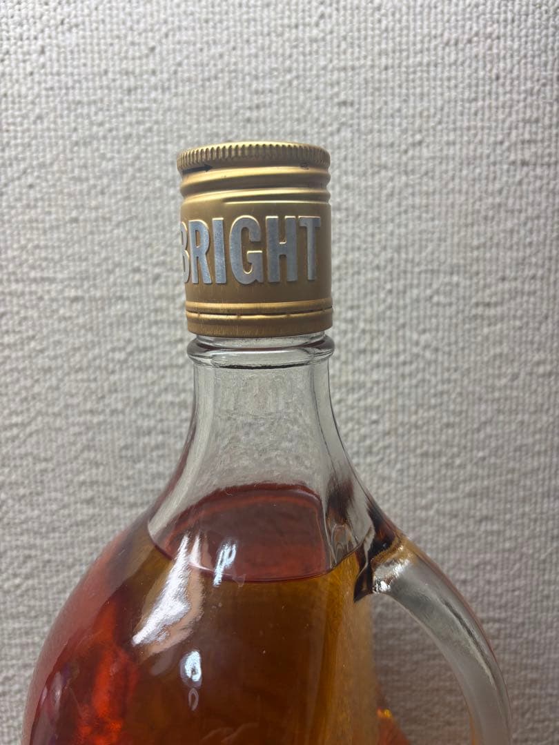 オーシャンウイスキー　ブライト　1920ml 未開封　希少　ラベル無し　三楽
