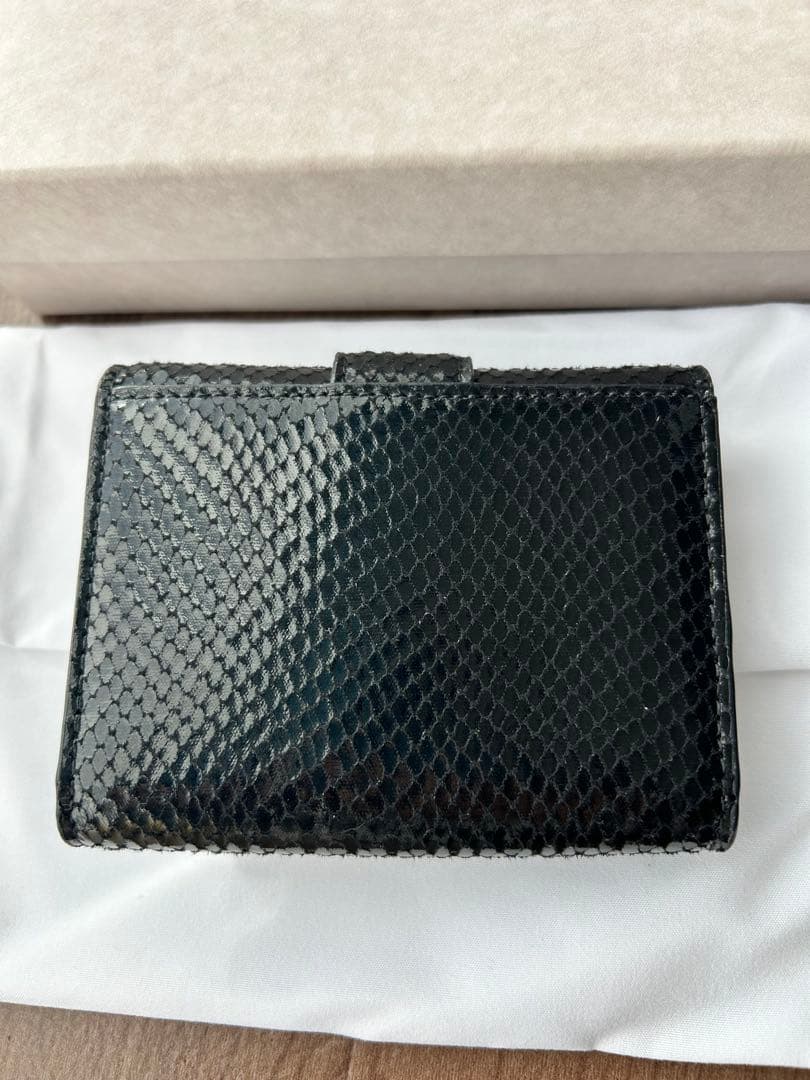 美品　jimmy choo 三つ折り財布(小銭入れなし)