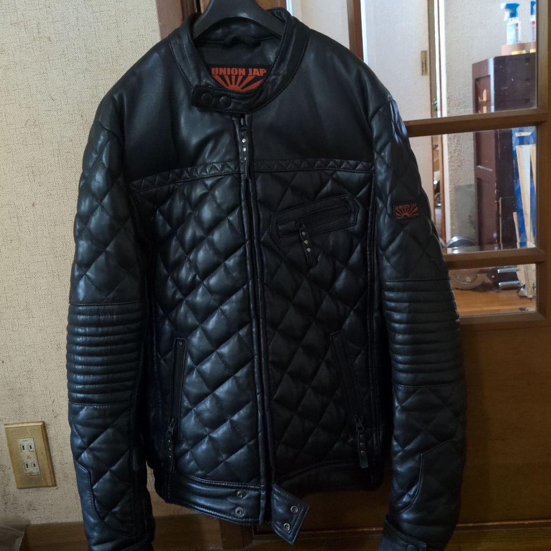 ユニオンジャップシングルライダースダウンジャケットサイズLブラック。