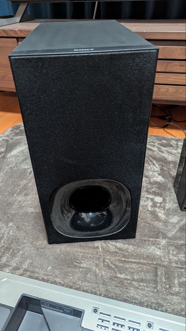 ソニー サウンドバー　HT-Z9F、リアスピーカー　SA-Z9R