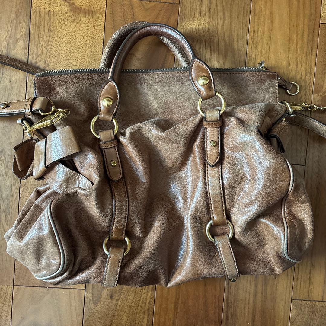 miu miu ブラウンレザー ショルダーバッグ