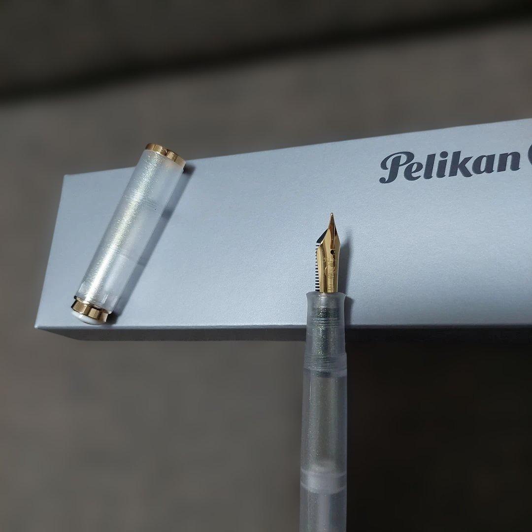 Pelikanペリカン特別生産品 万年筆 クラシック M200 ゴールデンベリル