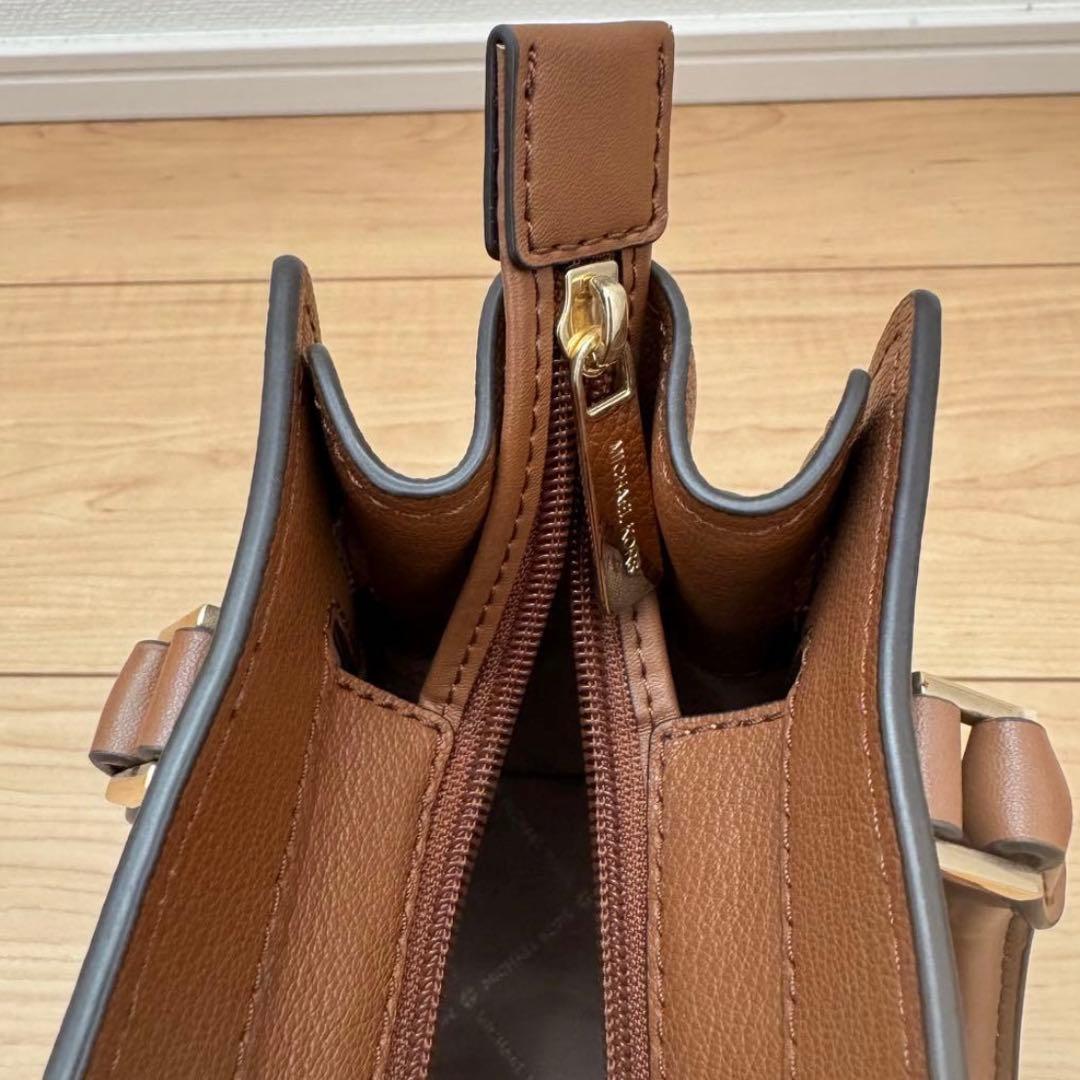 マイケルコース　ハミルトン　サッチェル　スモール　MKシグネチャー