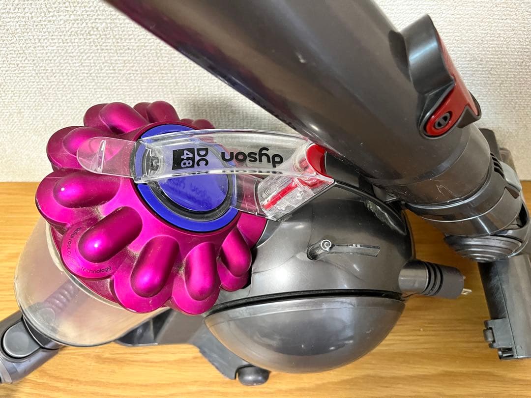 ダイソン 電気掃除機 DC48 【消毒/清掃/動作確認済】