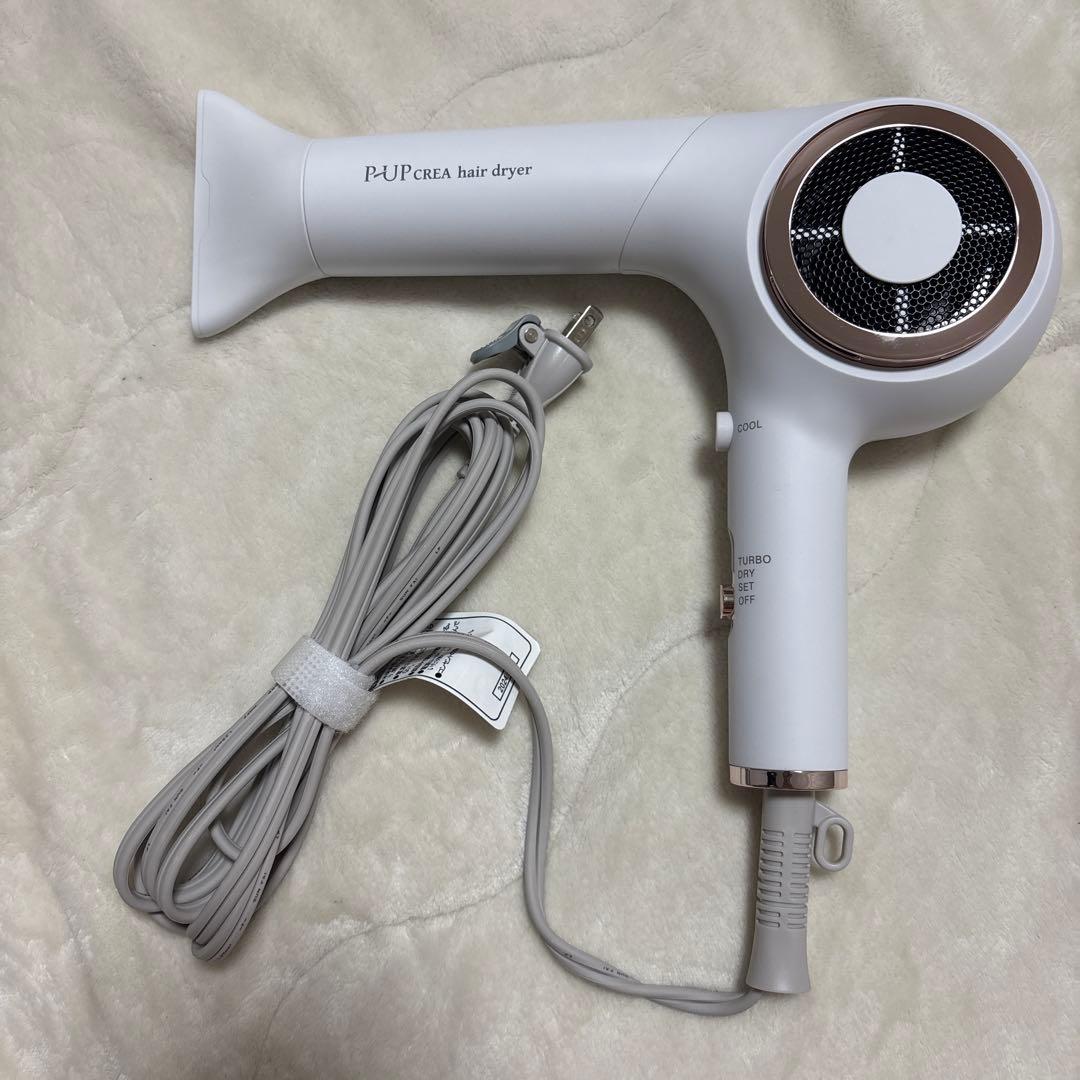 P-UP CREA hair dryer ホワイト　2024年製