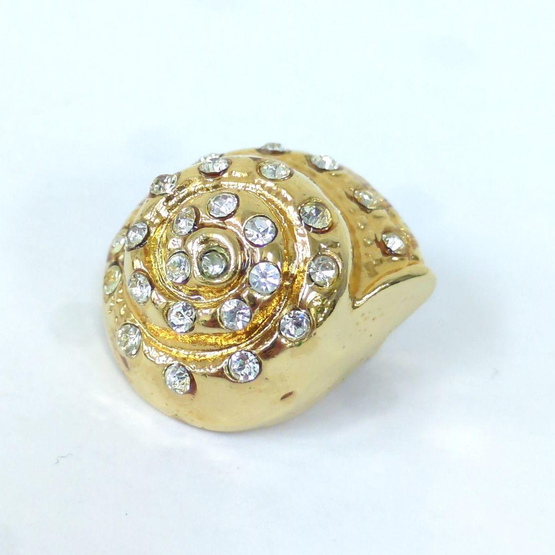 ジャンニヴェルサーチェ クリスタルラインストーン ピンブローチ ゴールドカラー