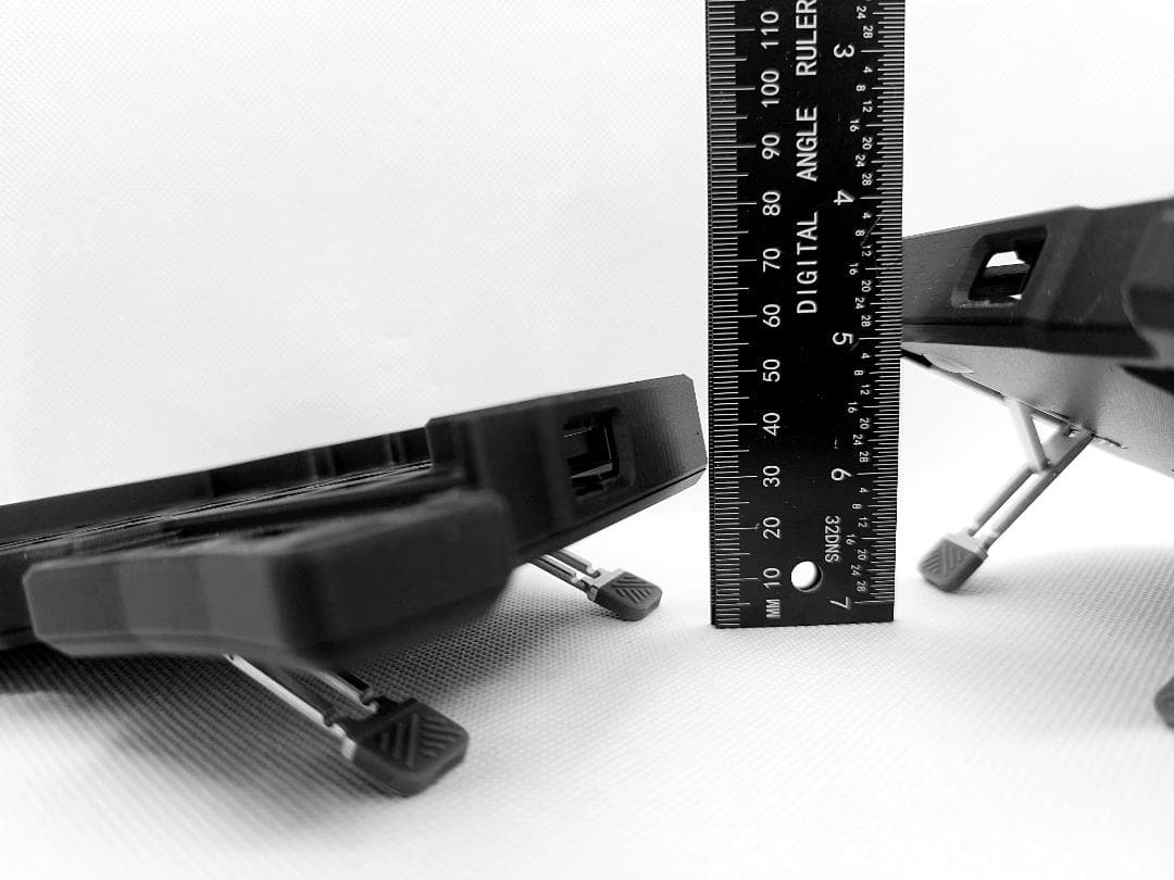 Keyball61ケース 可変テンティング、パームレスト付き