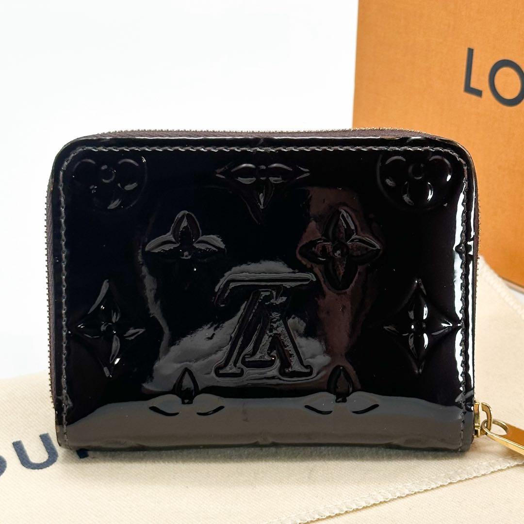 美品 ジッピーパース ヴェルニ アマラント モノグラム 小銭入れ